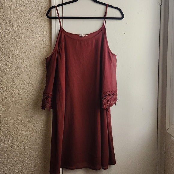 maurices- rust cold shoulder dress - Picture 1 of 6